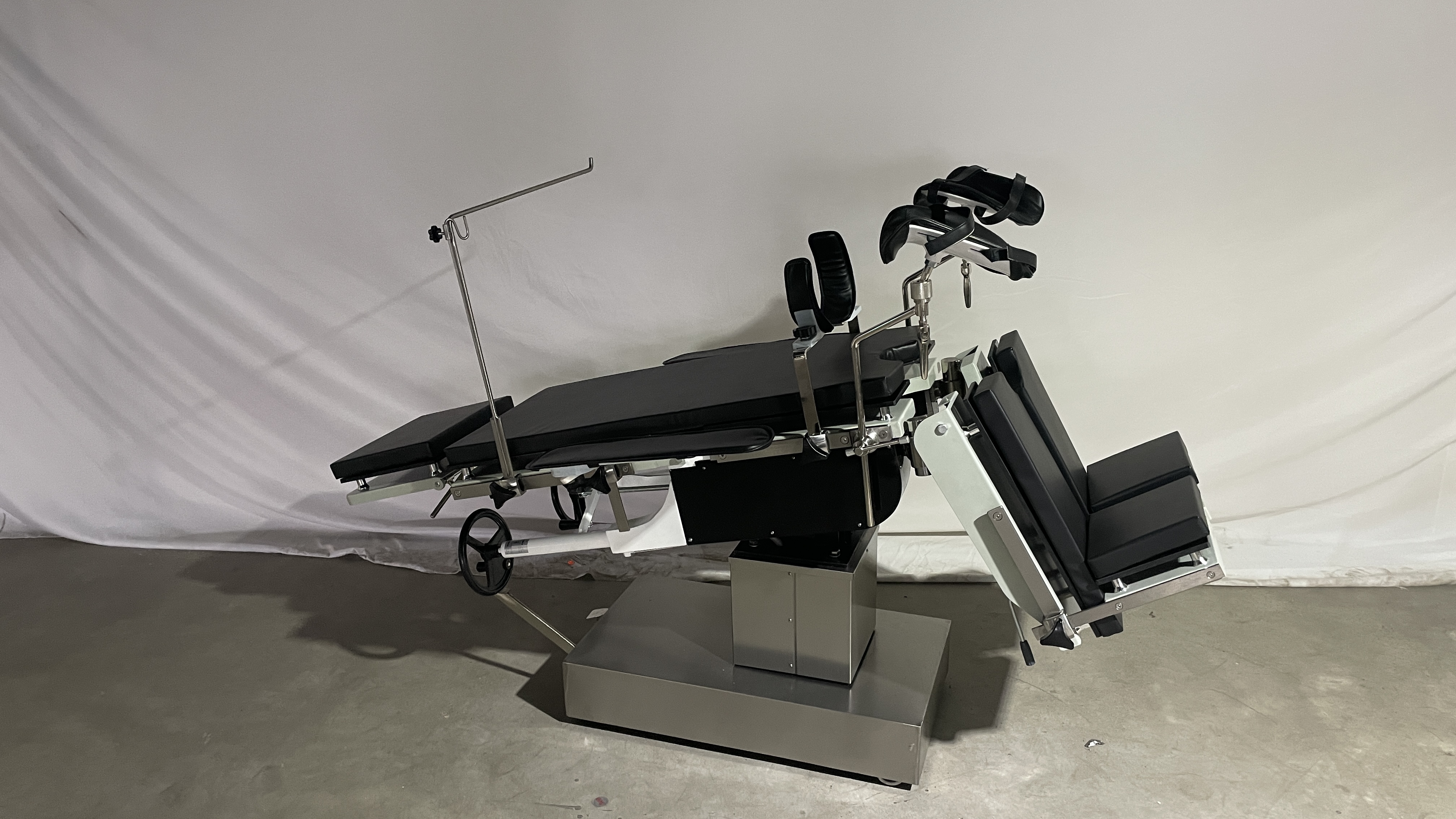 Table d'opération 3008 contrôlée par la tête, radiotransparente, table d'opération manuelle pour théâtre, compatible avec radiographie hydraulique