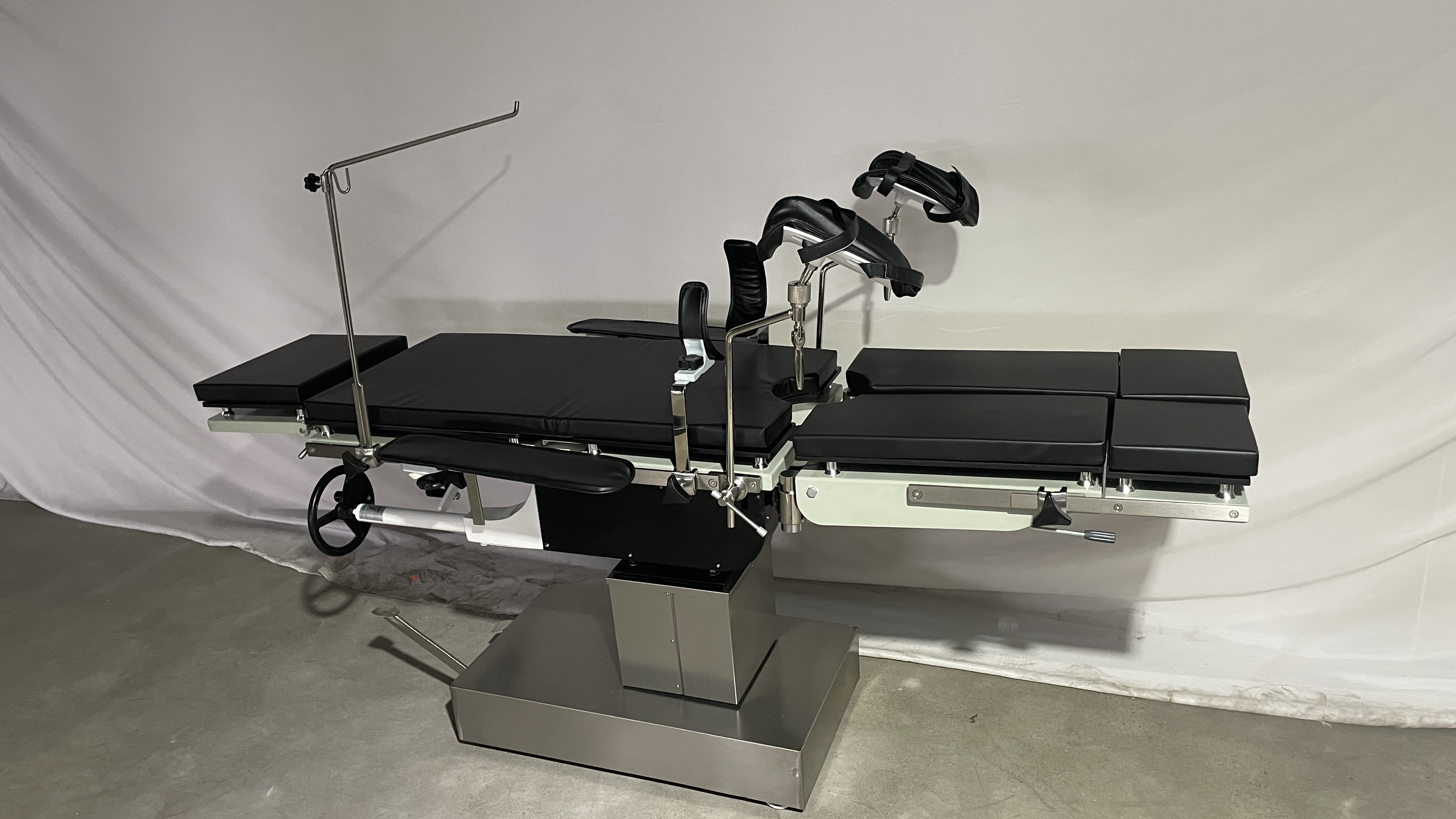 Table d'opération 3008 contrôlée par la tête, radiotransparente, table d'opération manuelle pour théâtre, compatible avec radiographie hydraulique